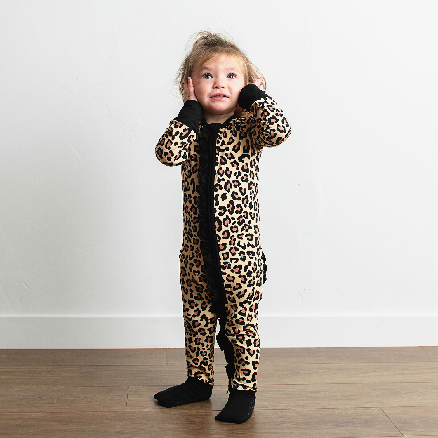 Convertible Ruffle Zippy